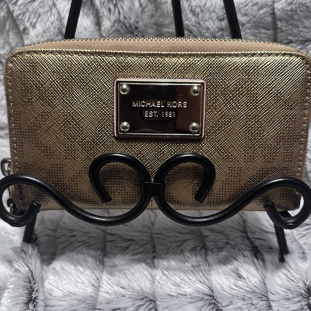 Michael Kors wallet